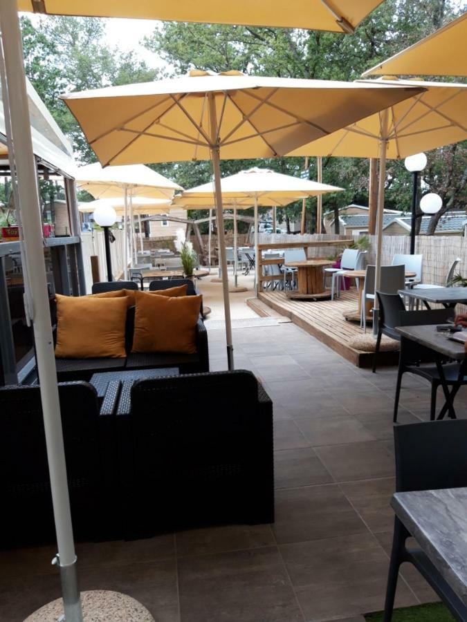 Mobil Home Sainte-Baume Nans Les Pins Exterior photo